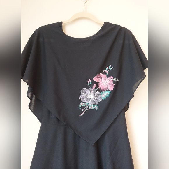 Vintage Gilberti Handkerchief Layered Dress - Picture 5 of 9